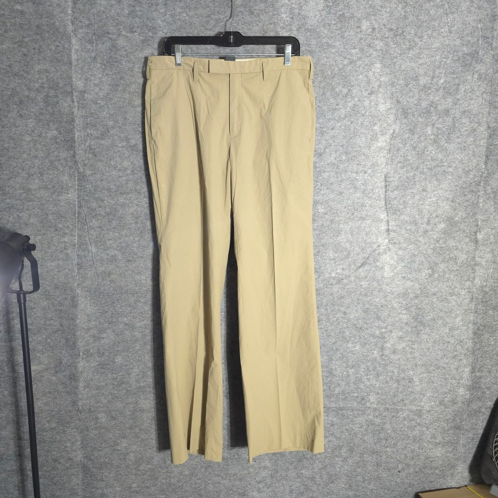 Banana Republic Chino Pants Mens 32R Khaki Tan Stretch Nylon Blend Straight Flat